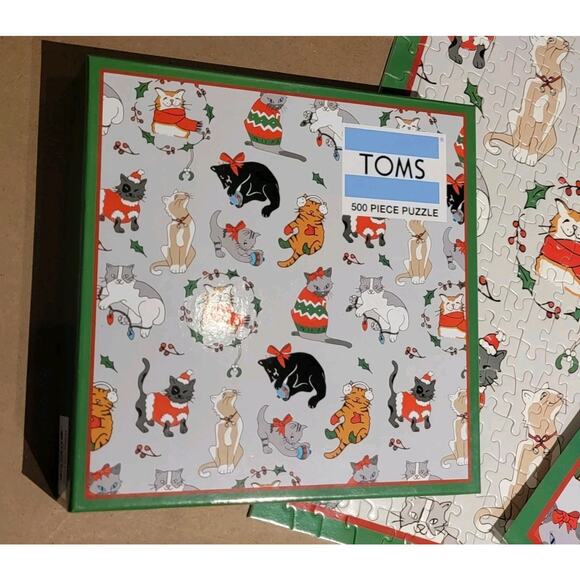 TOMS Holiday Cats Puzzle 500 Piece Kitty Lovers Kitties Christmas Kittens - Picture 2 of 8